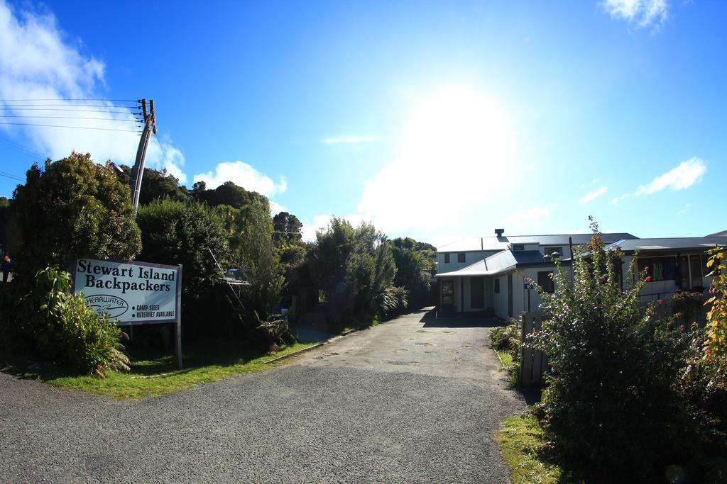 Stewart Island Backpackers Hostel Half-moon Bay Exterior photo